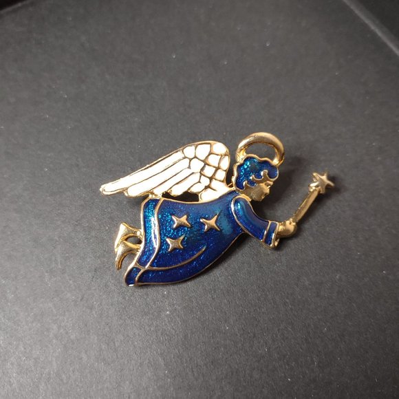 Blue Angel With Star Wand Brooch - Picture 1 of 7